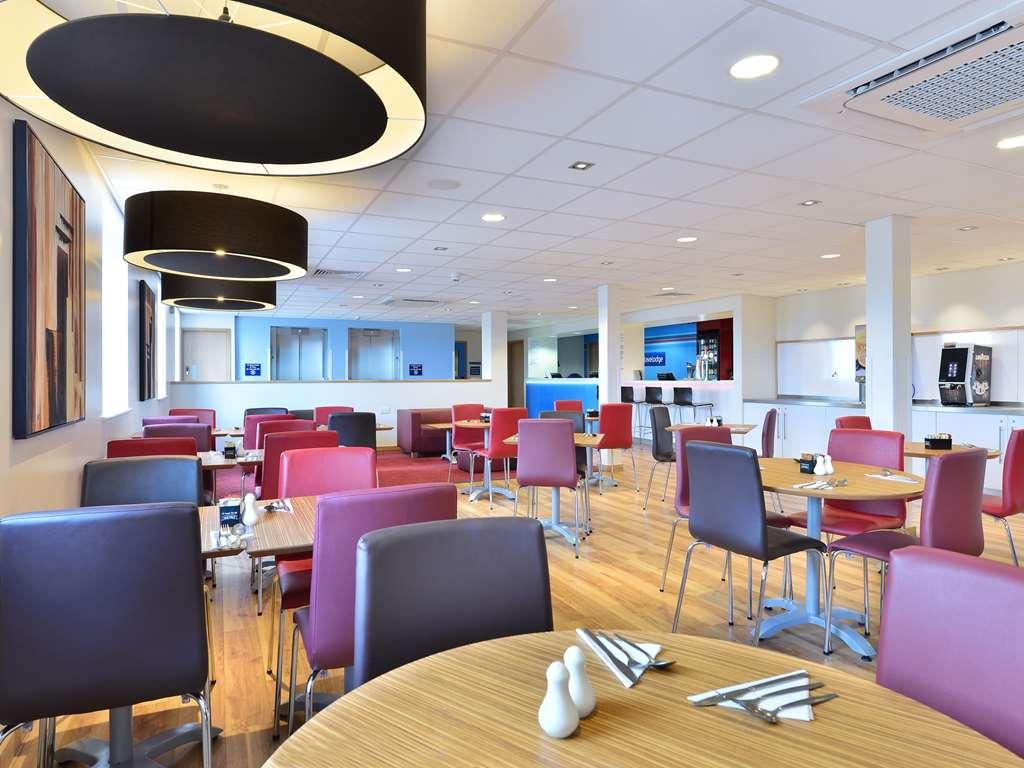 Travelodge London Finchley Restoran foto
